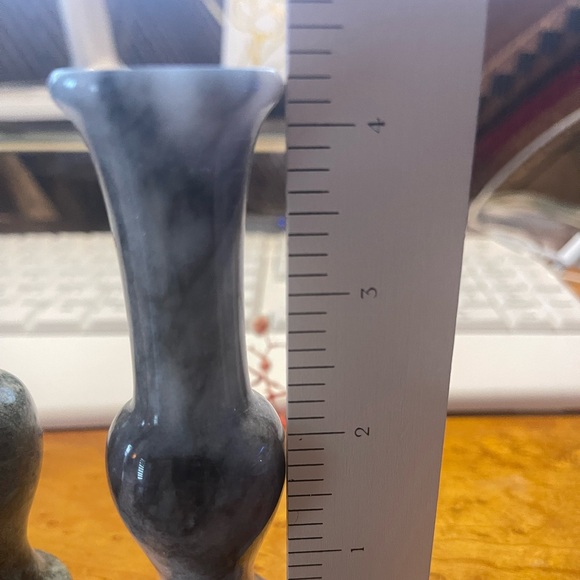 Slim marble mini vases - Picture 7 of 7